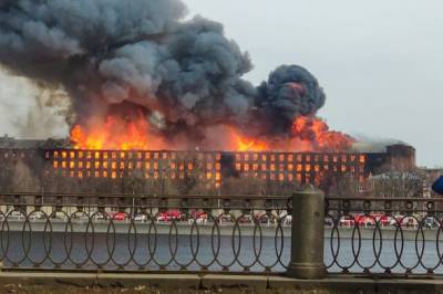 Пожар на “Невском мануфактуре” полностью ликвидирован