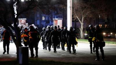 Около 100 человек задержаны после беспорядков в Миннесоте