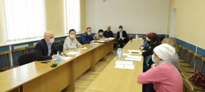 Парламентарии сегодня проводят прием граждан в Петрозаводске и районах Карелии