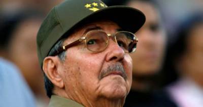 Кастро покидает пост лидера Компартии Кубы