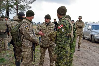 Канада приостановила работу военной миссии в Украине из-за вспышки COVID-19