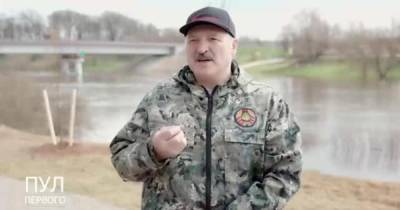 Лукашенко пообещал принять "самое принципиальное" решение за 25 лет
