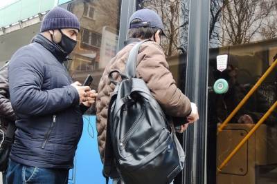С начала апреля москвичи тысячи раз нарушили масочный режим в транспорте
