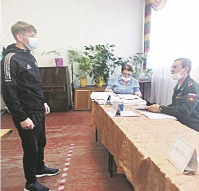 В армию - Родину защищать! Как призывают парней из Ульяновской области