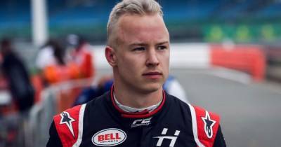 Очередной позор: сын российского миллиардера разбил болид на втором подряд Гран-при "Формулы-1" (видео)