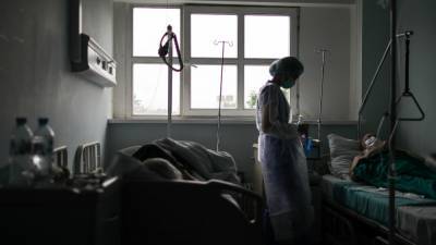 Ситуация с госпитализацией из-за COVID-19 улучшилась в 6 областях