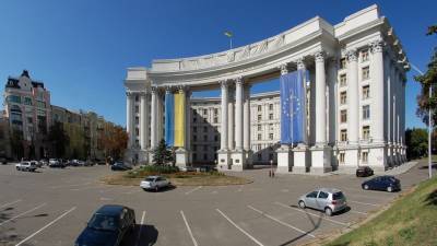Старший дипломат посольства РФ в Киеве будет выслан из Украины