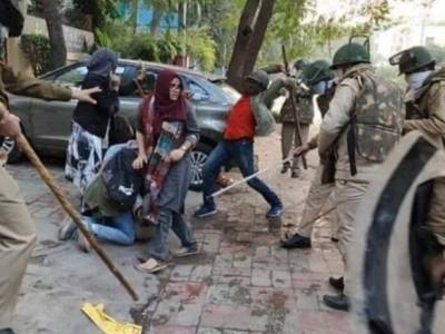 В Бангладеш полиция открыла огонь по протестующим работникам: есть погибшие - unn.com.ua - Киев - Бангладеш - Дакка