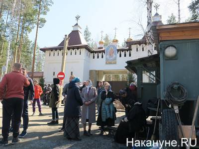Выселенные из Среднеуральского монастыря монахини попросили Екатеринбургскую епархию о помощи