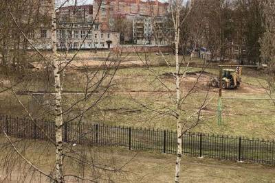 Подготовка к строительству стадионов началась в трёх школах Пскова