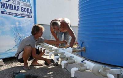 В Алуште сократили подачу питьевой воды до пяти часов в день ради туристов