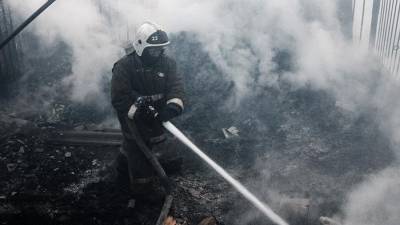 В Хабаровском крае потушили пожар в модульном здании