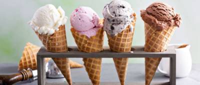 Дієтолог розповів, про недуги тих, хто обожнює морозиво