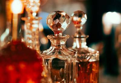 Как выбрать правильный аромат, покупая духи в интернете: советы эксперта