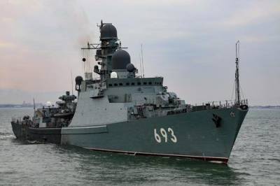 Avia.pro: российские боевые корабли перекрыли флоту Украины выход в Азовское море