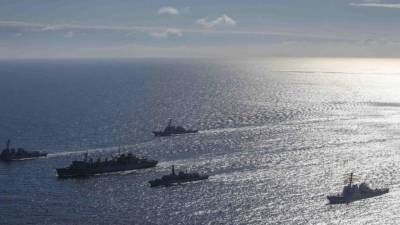 Великобритания в знак поддержки Украины направит корабли в Черное море