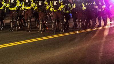 Полиция США задержала около 100 человек после протестов в Миннесоте