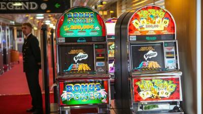 В четырех районах Петербурга закрыли шесть подпольных казино