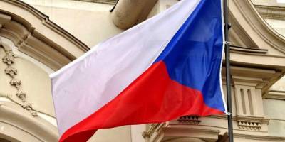 Чехия намерена обсудить причастность РФ к взрывам в Врбетице на встрече глав МИД ЕС