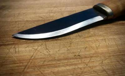 Жительница Ямала изрезала знакомого кухонным ножом