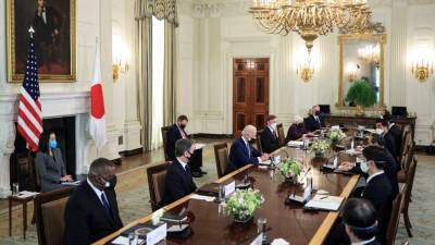 Джо Байден проводит в Белом доме переговоры с премьер-министром Японии