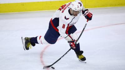 Дубль Овечкина, хет-трик Бучневича и четыре очка Панарина: российские хоккеисты забросили 15 шайб за день в НХЛ