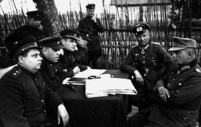 Как по-немецки ругались советски офицеры при допросе пленных