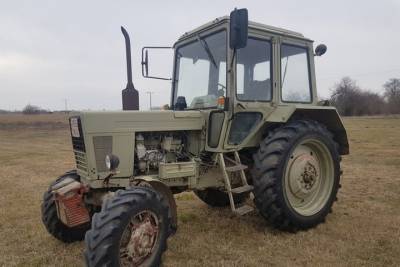 В Тверской области мужчина пытался купить трактор и лишился денег