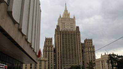 МИД РФ примет ответные меры в связи с высылкой российских дипломатов из Чехии