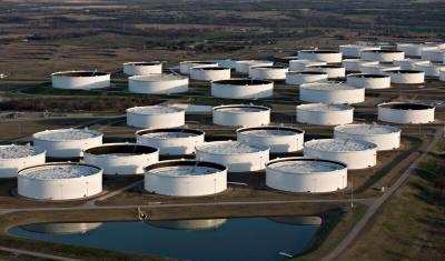 Образовавшийся в пандемию избыток нефти в хранилищах почти исчерпан