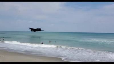 Во Флориде самолет Второй мировой войны экстренно приземлился на воду