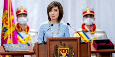 В Молдове партия Додона требует отставки Санду и досрочных выборов президента