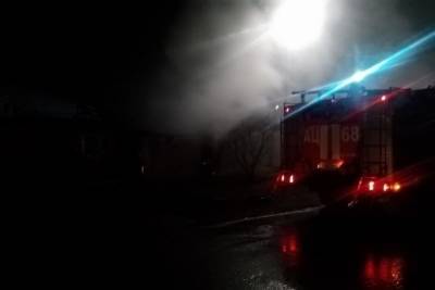 На пожаре в Богородицке ночью 18 апреля пострадал 44-летний мужчина