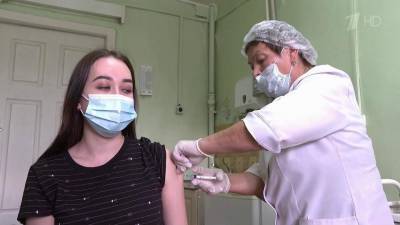 Более восьми миллионов россиян уже сделали прививку от коронавируса