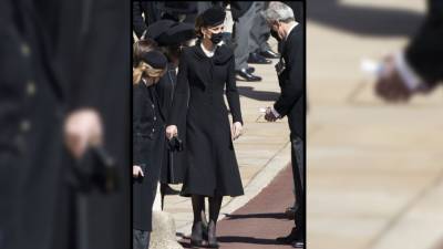 Кейт Миддлтон надела на похороны принца Филиппа символическое колье Елизаветы II