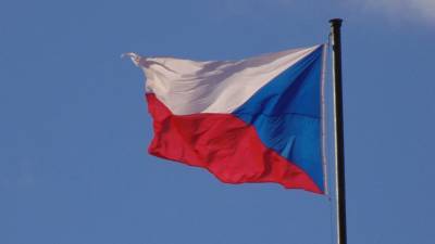 Россия высылает 20 чешских послов в ответ на действия Чехии