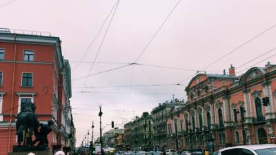 Дождь и похолодание ожидаются в середине недели в Санкт-Петербурге