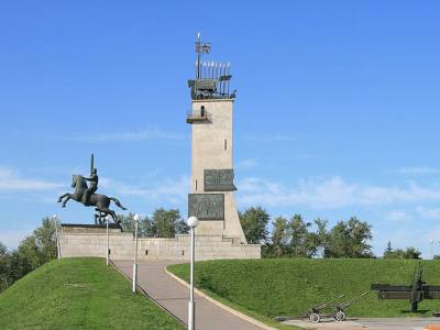 Новгородский монумент Победы частично разрушился перед противоаварийными работами