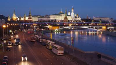 МЧС Москвы объявило желтый уровень опасности в городе из-за ветра 20 апреля