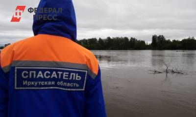 Три человека погибли при падении автомобиля в реку в Приморском крае