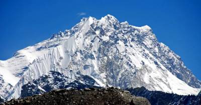 Три российских альпиниста без вести пропали в Гималаях