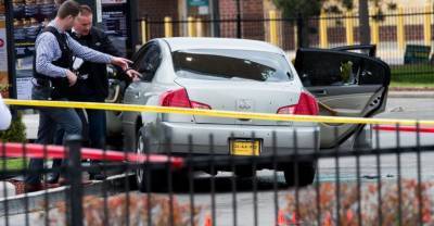 Неизвестный открыл стрельбу у McDonald`s в Чикаго, погиб ребёнок