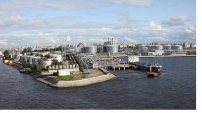 Большой порт могут перенести из Петербурга в Мурманскую область
