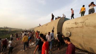 Названа причина схода поезда с рельсов в Египте, при котором погибли 11 человек