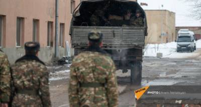 Военные-контрактники в Армении смогут служить до 63 лет