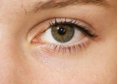 Коронавирус может спровоцировать слепоту у людей со слабым зрением