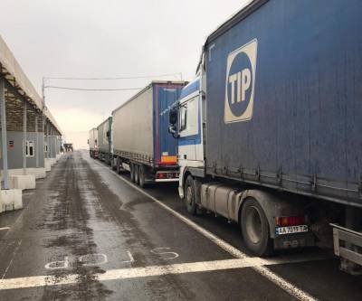 На оккупированный Донбасс доставили 120 тонн гумгруза
