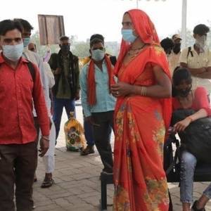 За сутки в Индии зафиксировали 273 тысяч случаев коронавируса