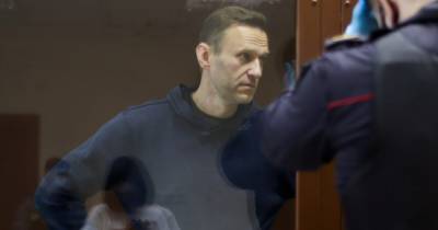 Оппозиционера Навального переведут в стационар для осужденных