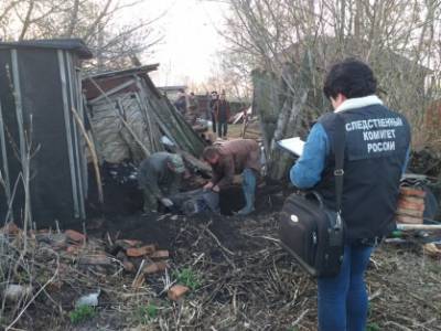 В Воронежской области 19-летний сын задушил отца и закопал его во дворе